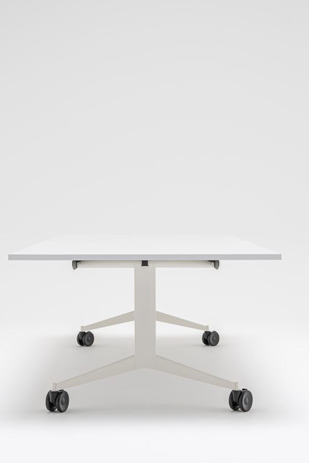 table-pliante-sur-roulettes-plex