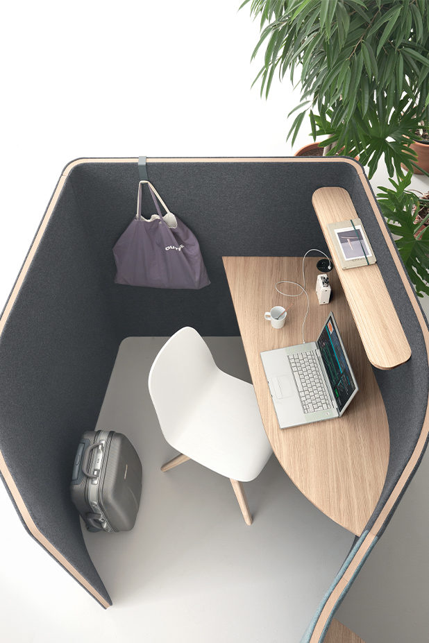 Bureau ergonomique avec acoustique et rangement