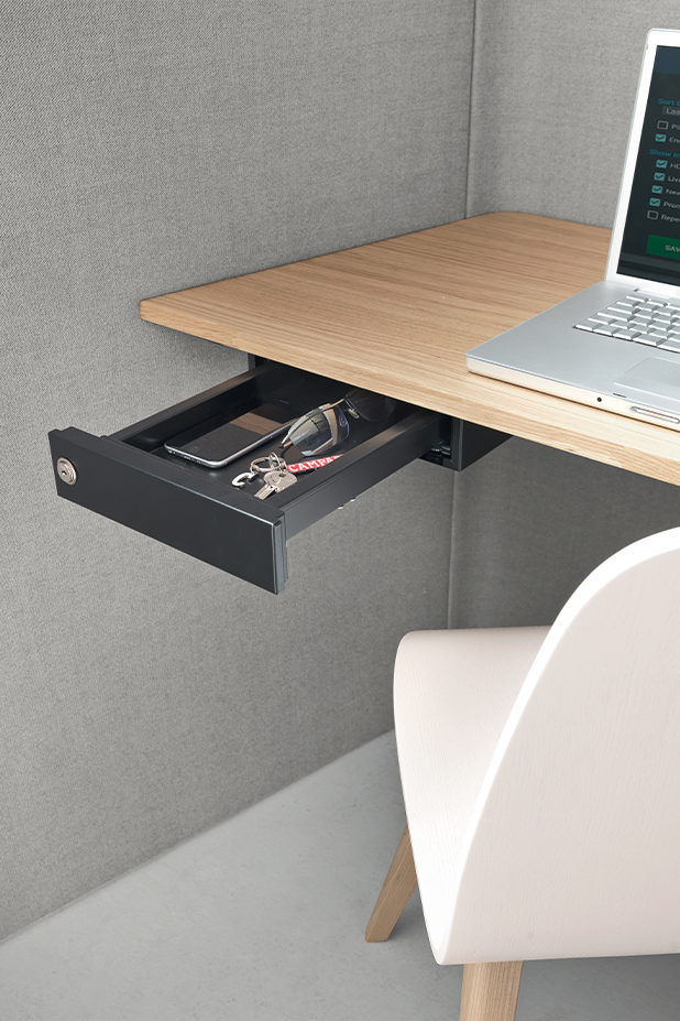 bureau individuel avec rangement