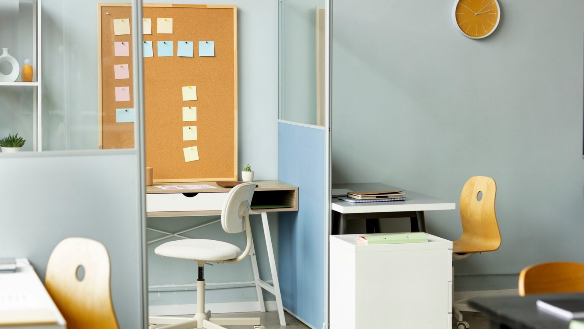 Cloison de séparation bureau acoustique et vitré