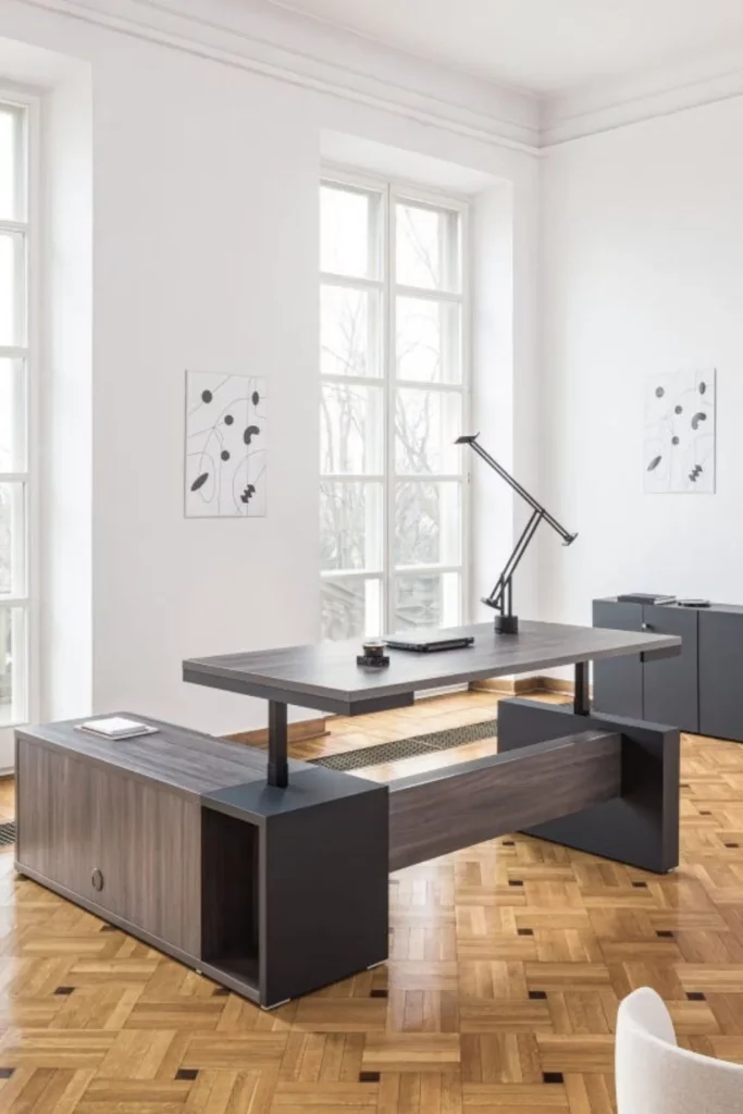 Bureau de direction réglable en hauteur Mito