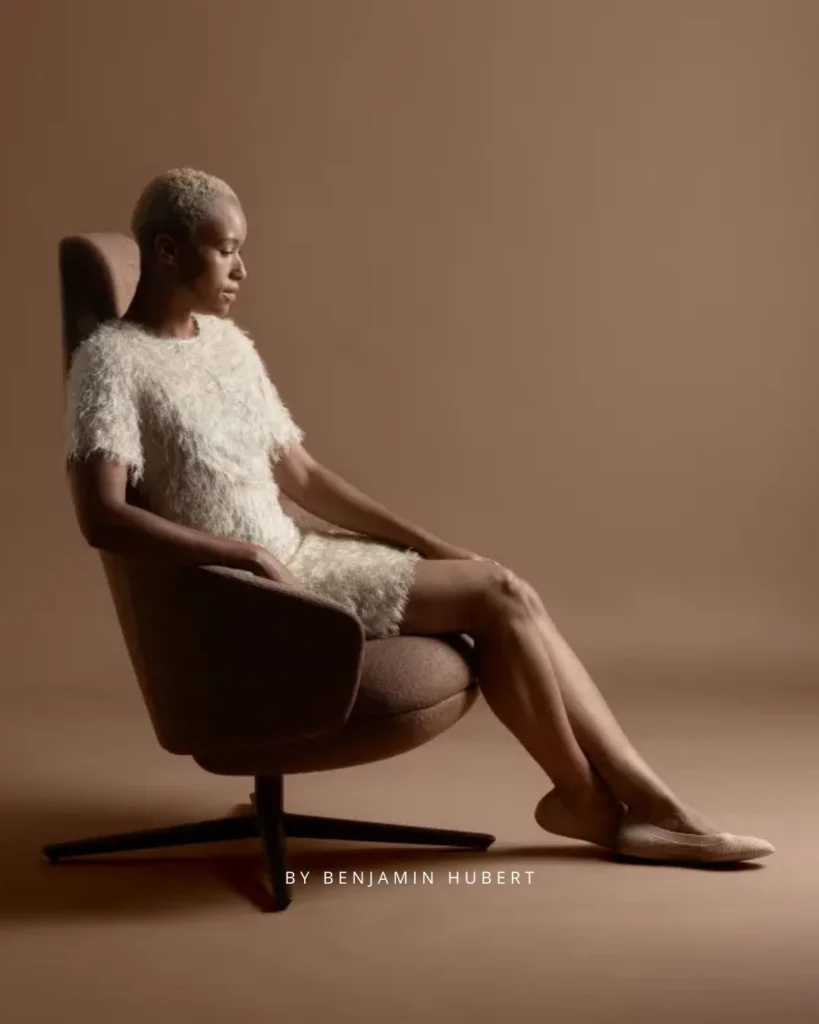 Fauteuil Calma lounge - Benjamin Hubert